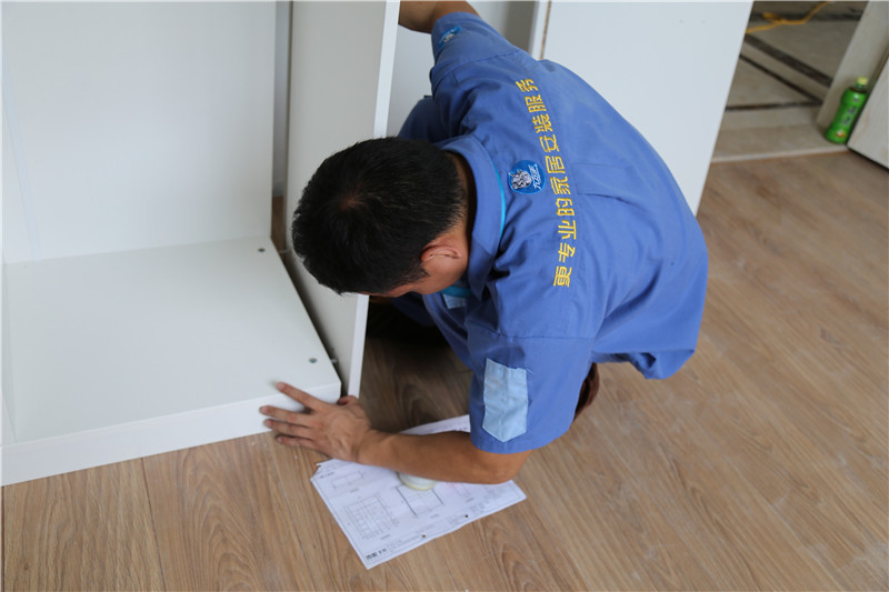 左右手家具安裝丨組合衣柜安裝說(shuō)明書(shū)來(lái)襲，請(qǐng)接收