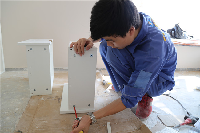 家具修補(bǔ)——實木定制家具裂縫修補(bǔ)的兩種方法