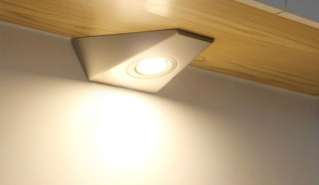 櫥柜吊柜底燈到底怎么安裝？安裝時需要注意什么