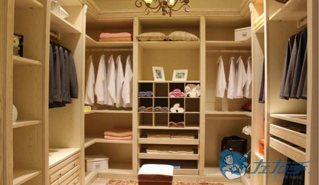 衣柜安裝收費(fèi)價格表怎么算，衣柜安裝收費(fèi)標(biāo)準(zhǔn)