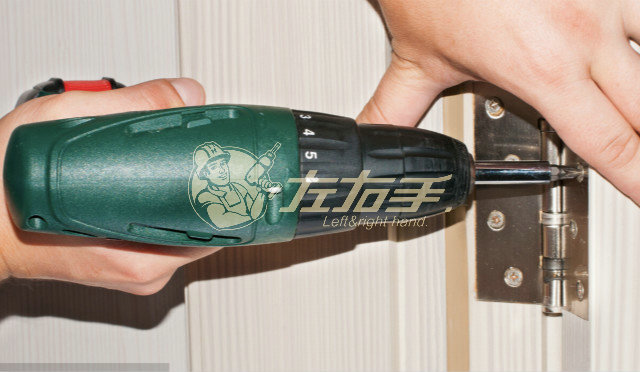 平開(kāi)門(mén)衣柜的柜門(mén)安裝方法和安裝技巧