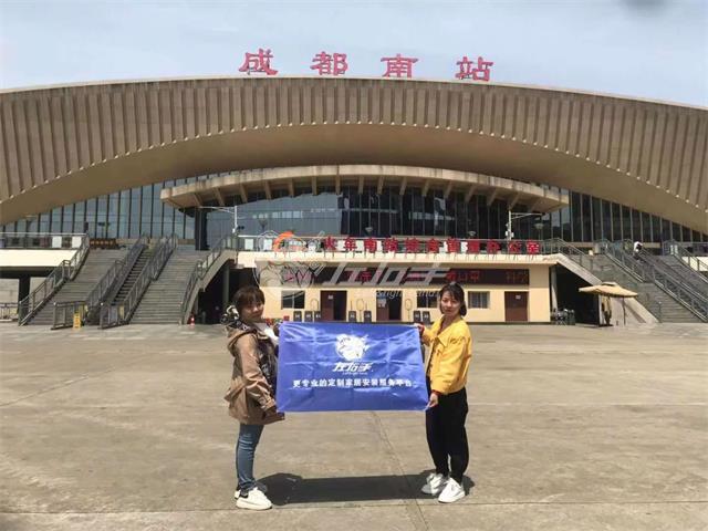 馬不停蹄，成都之行左右手總部拜訪商家進(jìn)行中