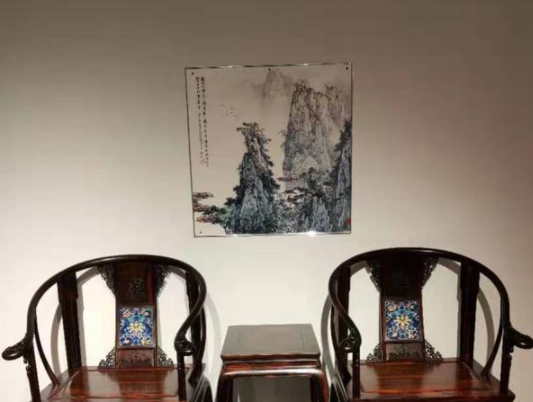 紅木家具品牌款式;榫卯結(jié)構(gòu)的紅木家具，守住它的經(jīng)典，還自己一方高端!