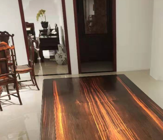 紅木家具高檔定制：幾個(gè)簡(jiǎn)單的紅木家具到家保養(yǎng)小攻略