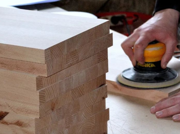 三層實(shí)木定制;定制家具為什么不用純實(shí)木？