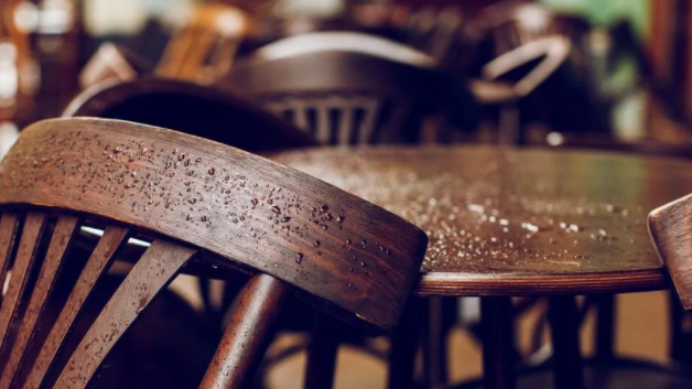 【暴雨洪災(zāi)】實(shí)木家具泡水了怎么辦？