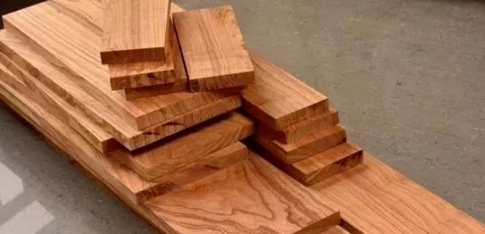 新房除去甲醛：實(shí)木板沒有甲醛？復(fù)合板一定甲醛多？