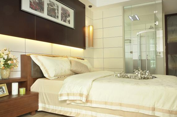 明清紅木家具出售，紅木家具一定要有？老人說保值又聚財