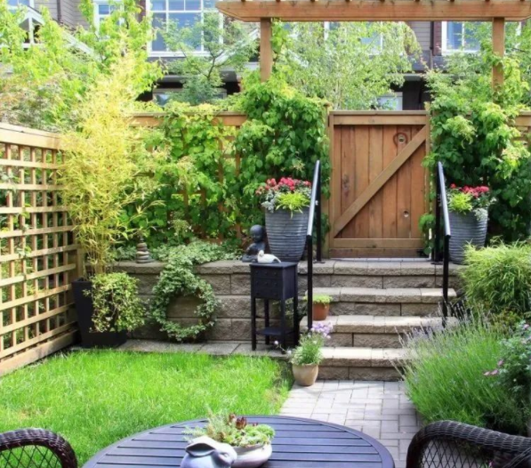 庭院家具柵欄，分享不同風(fēng)格的庭院如何搭配庭院家具？