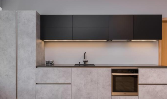 實木櫥柜安裝，定制櫥柜有哪些坑？