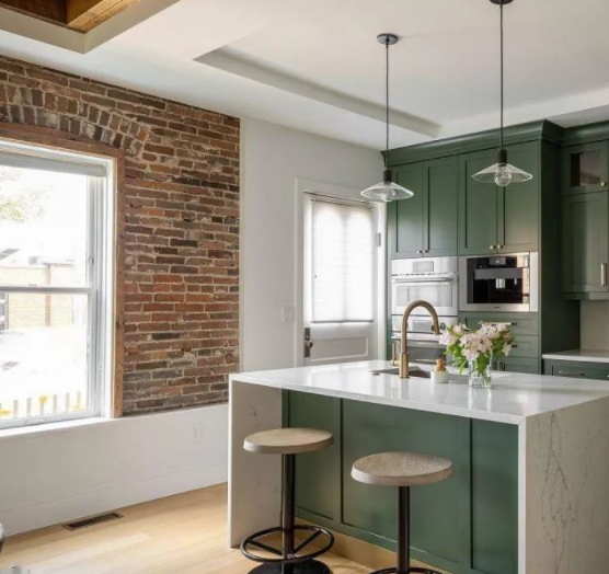 全鋁家居整體櫥柜：還在為櫥柜定制煩惱嗎，看看全鋁櫥柜定制有哪些優(yōu)點？