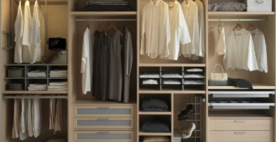 福州家裝臥室衣柜：全屋定制選定制衣柜合適嗎？定制衣柜優(yōu)點(diǎn)有哪些？