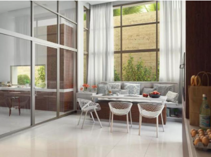 大飄窗設(shè)計(jì)：飄窗窗簾是靠墻好，還是靠窗好？