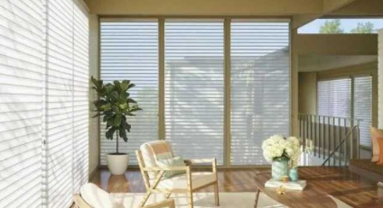 實(shí)木百葉窗安裝：家里裝修，用百葉窗還是窗簾好？