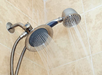 玻璃安全防爆膜：鋼化玻璃+防爆膜，淋浴房必備