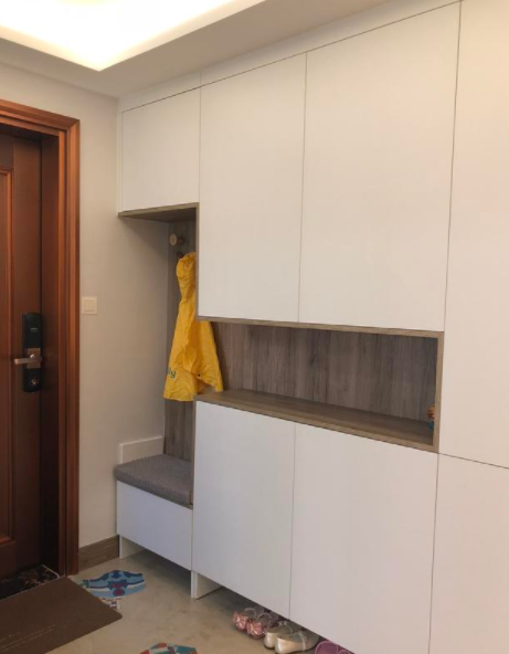 玄關(guān)鞋柜風(fēng)水：房子裝修，鞋柜實(shí)不實(shí)用，看鞋柜空間布局設(shè)計(jì)