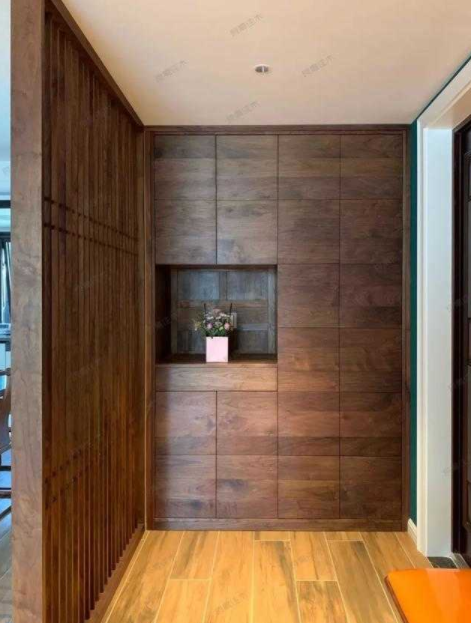 鄭州小戶型中式裝修，直入式戶型如何設(shè)計玄關(guān)？