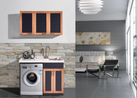 陽臺(tái)儲(chǔ)物柜定做：定制陽臺(tái)柜需要注意什么，陽臺(tái)柜怎么定制好看？