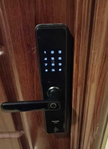 指紋鎖安裝價(jià)格;指紋鎖、智能鎖、人臉識(shí)別鎖，到底該怎么選擇？