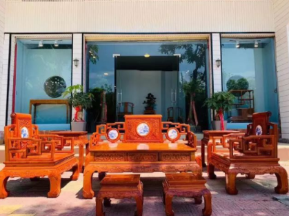 紅木家具定制知識(shí)：不要總覺(jué)得紅木家具貴，當(dāng)你看完整個(gè)制作過(guò)程...