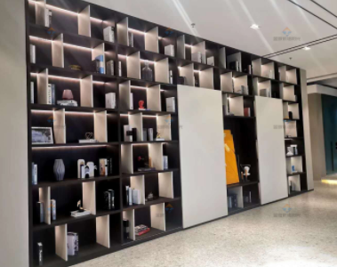 鋁制工藝品：鋁制家具成行業(yè)新寵，助力家居產(chǎn)業(yè)環(huán)保升級(jí)