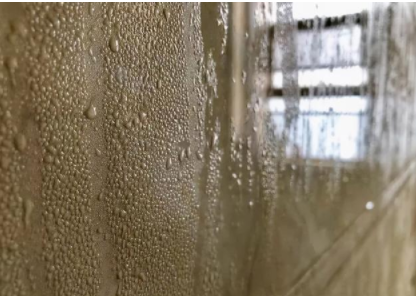 浴室裝修效果圖：浴室家具這樣保養(yǎng)，水汽根本沒縫鉆