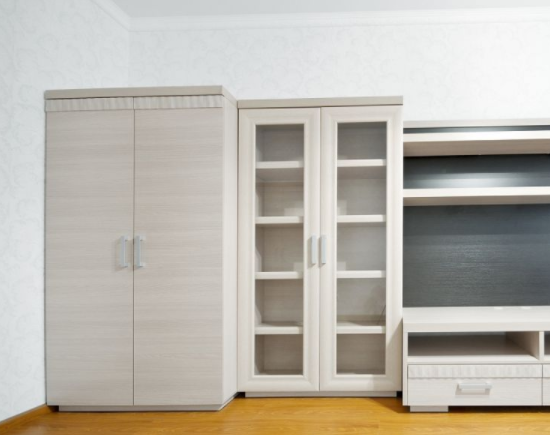 環(huán)保乳膠漆價(jià)格：定制衣柜乳膠漆順序？定制衣柜如何選購(gòu)？