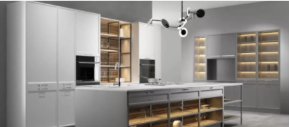 【全鋁整體櫥柜廠】傳統(tǒng)櫥柜和全鋁櫥柜哪個(gè)更加實(shí)用？